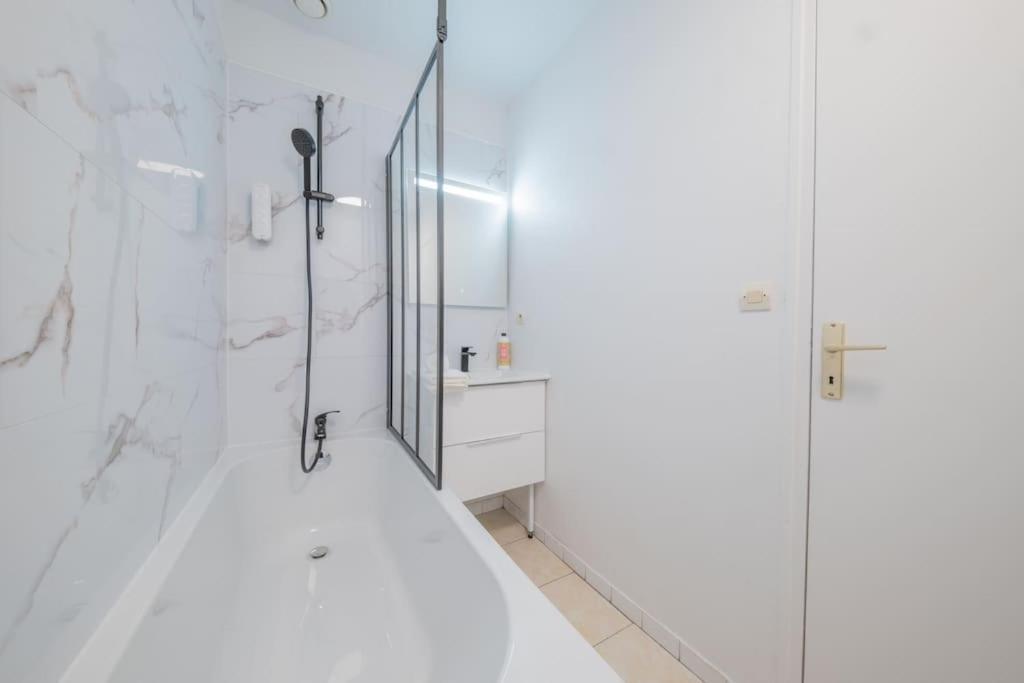 L'Ange Au Sourire Apartment Reims Ngoại thất bức ảnh
